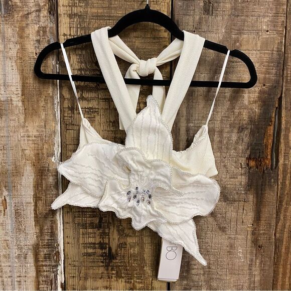 PatBO Flower Applique Halter Top Ivory White Floral 3D blouse crop Revolve NWT 6 - Picture 8 of 16